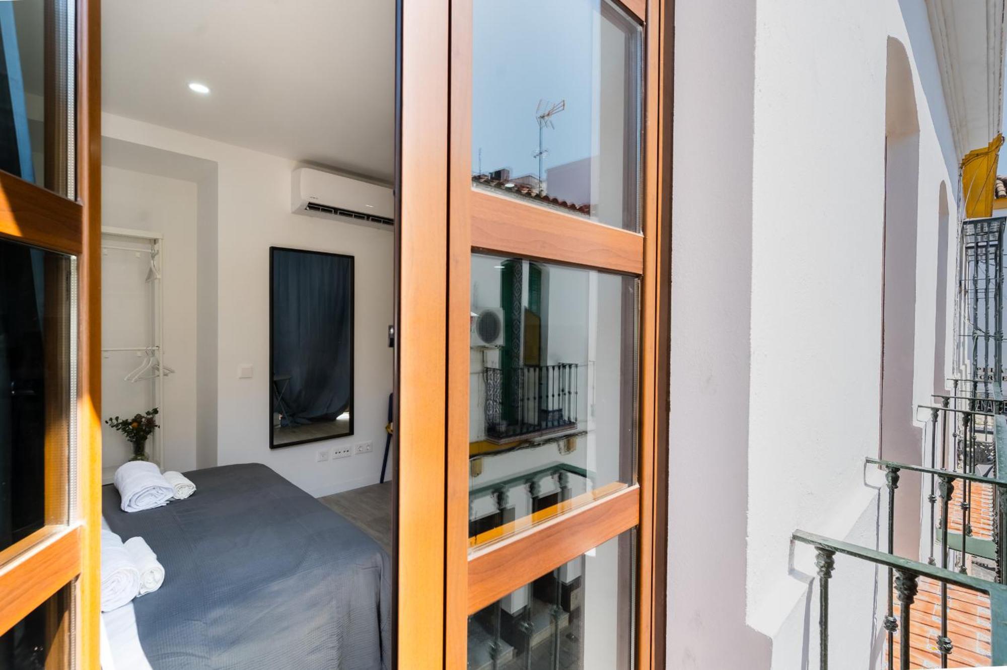 Ferienwohnung Anfitrion Triana 1 Sevilla Exterior foto