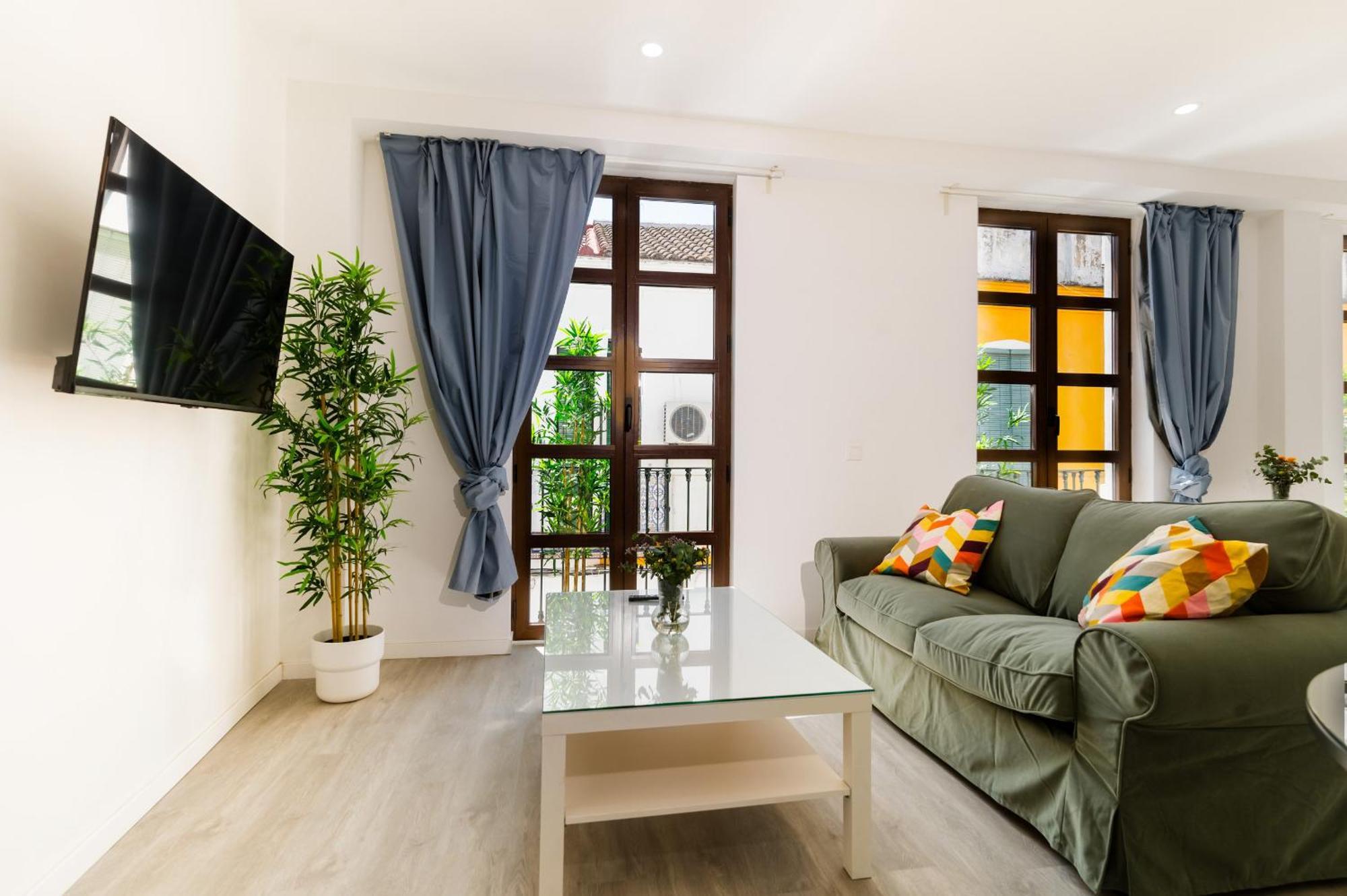 Ferienwohnung Anfitrion Triana 1 Sevilla Exterior foto